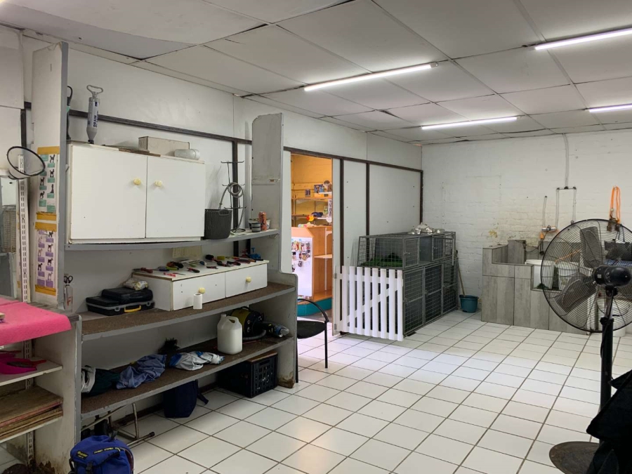 To Let commercial Property for Rent in Kuils River Western Cape